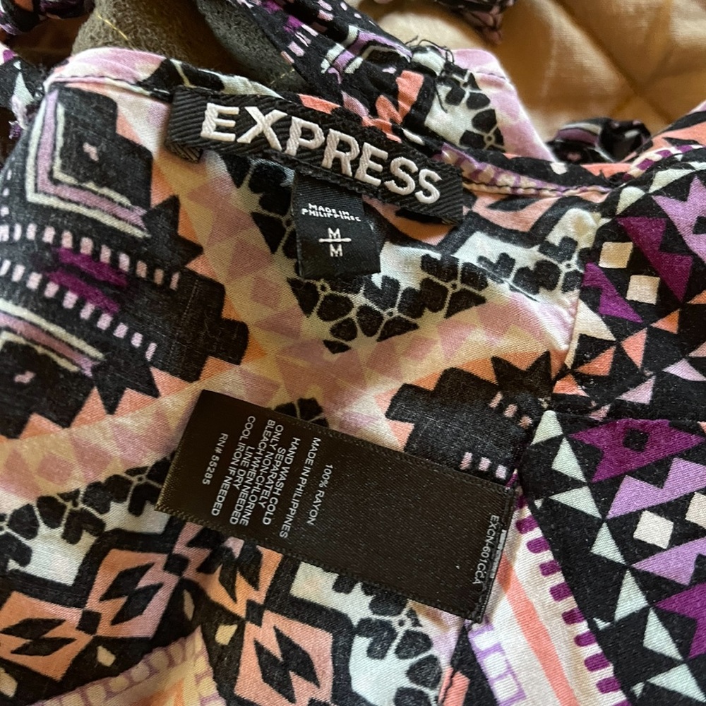 EXPRESS Top - Picture 7 of 7